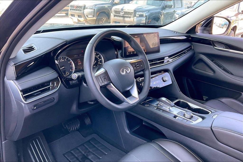 Used 2025 INFINITI QX60 Pure FWD image 13