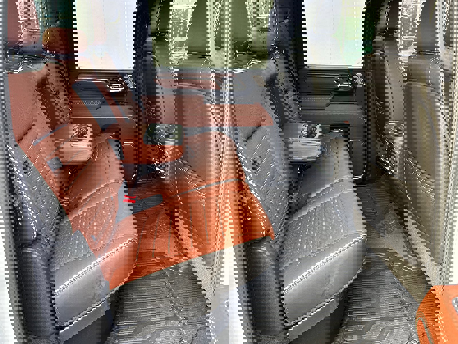 Certified 2024 GMC Sierra 3500 Denali Ultimate image 17