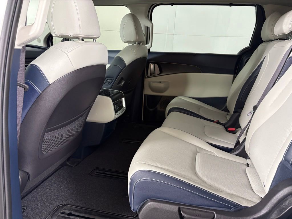 New 2026 Kia Carnival SX Prestige FWD image 37