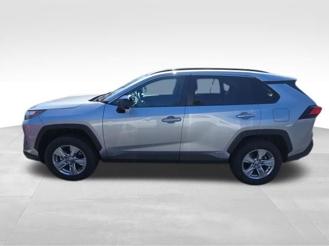 Used 2025 Toyota RAV4 LE image 3