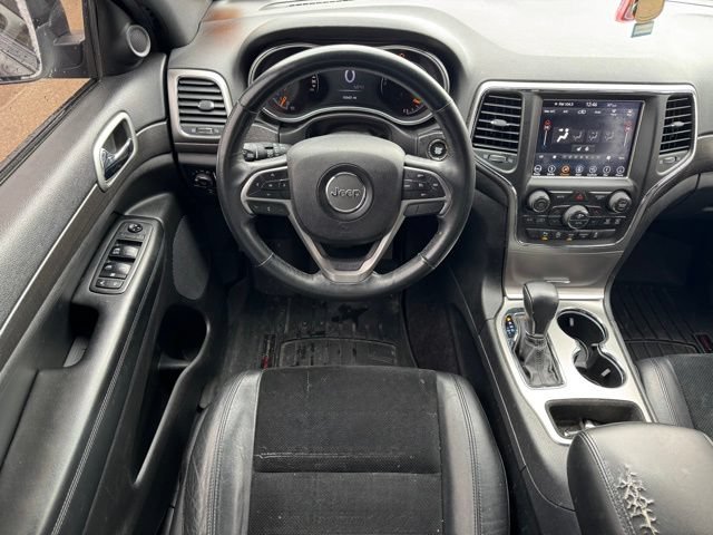 Used 2018 Jeep Grand Cherokee Altitude AWD/4WD image 21