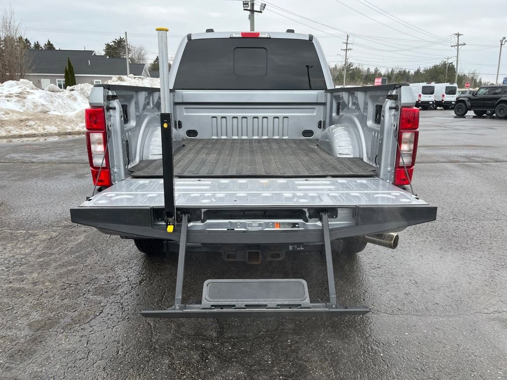 Used 2021 Ford F350 XLT w/ XLT Premium Package image 27