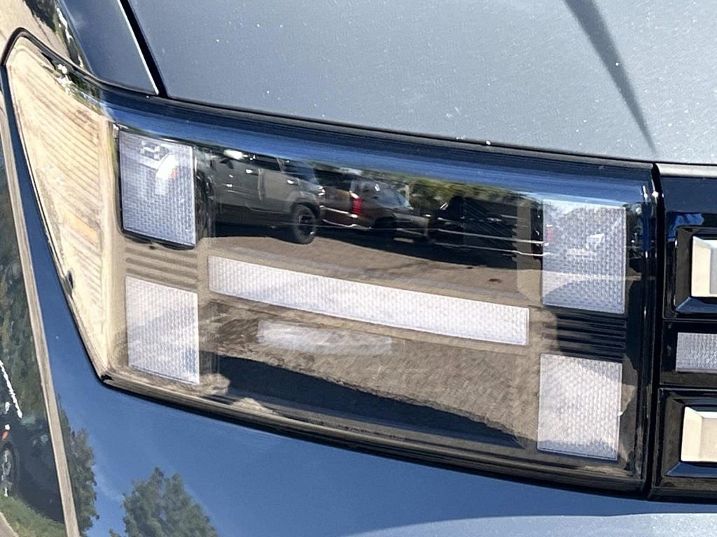 New 2026 Hyundai Santa Fe SE image 9