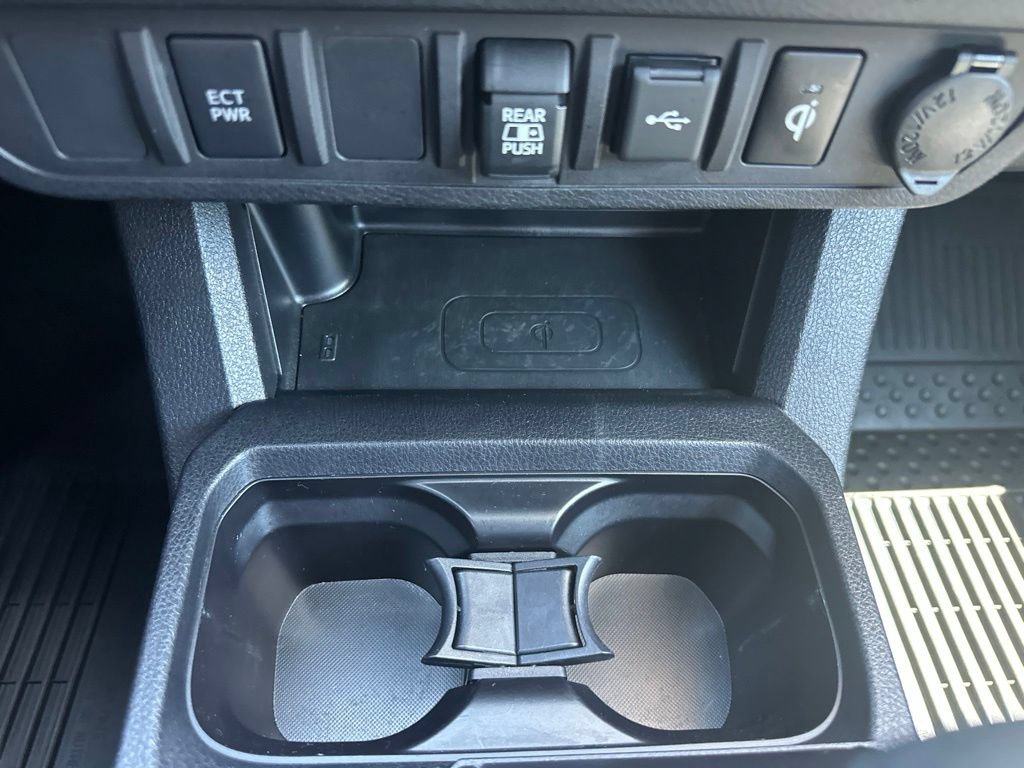 Used 2023 Toyota Tacoma TRD Sport AWD/4WD image 7