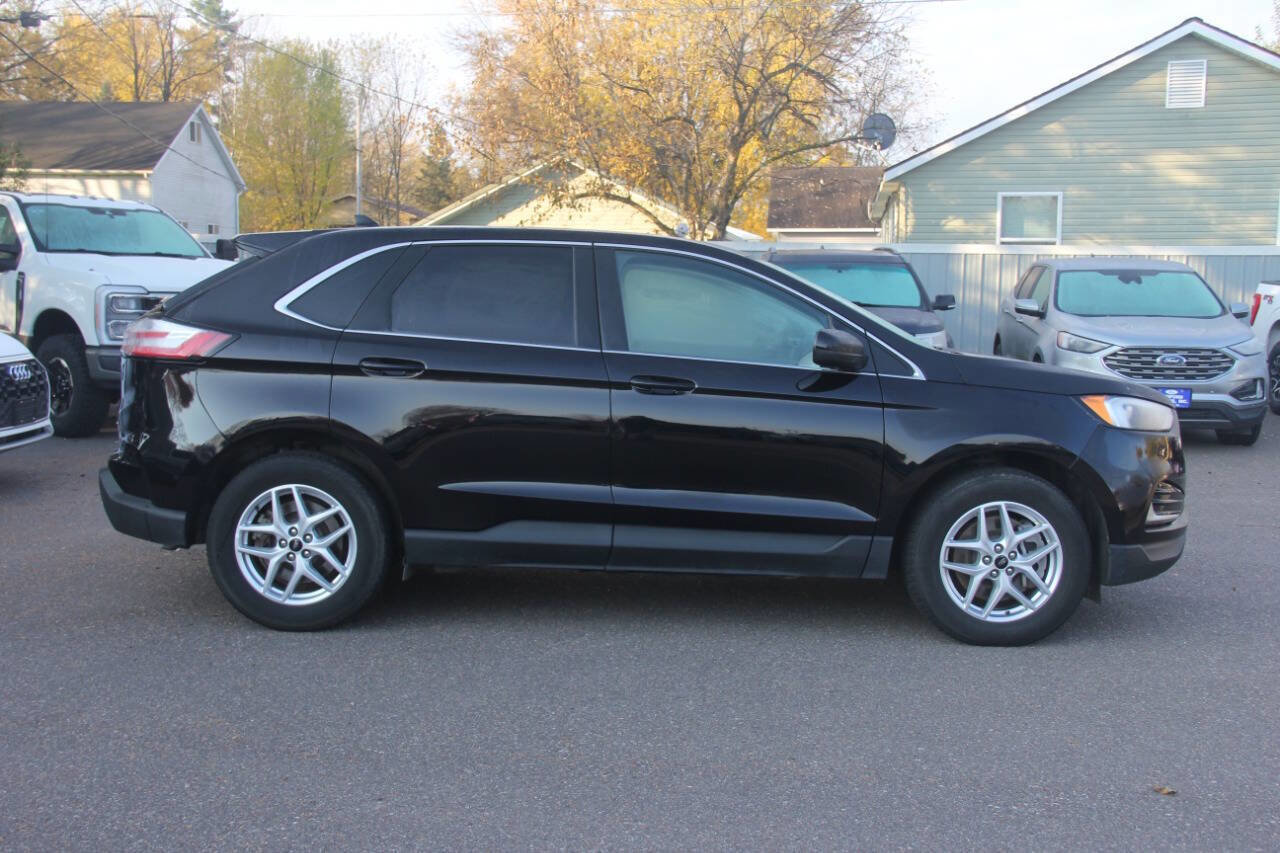 Certified 2023 Ford Edge SEL image 3