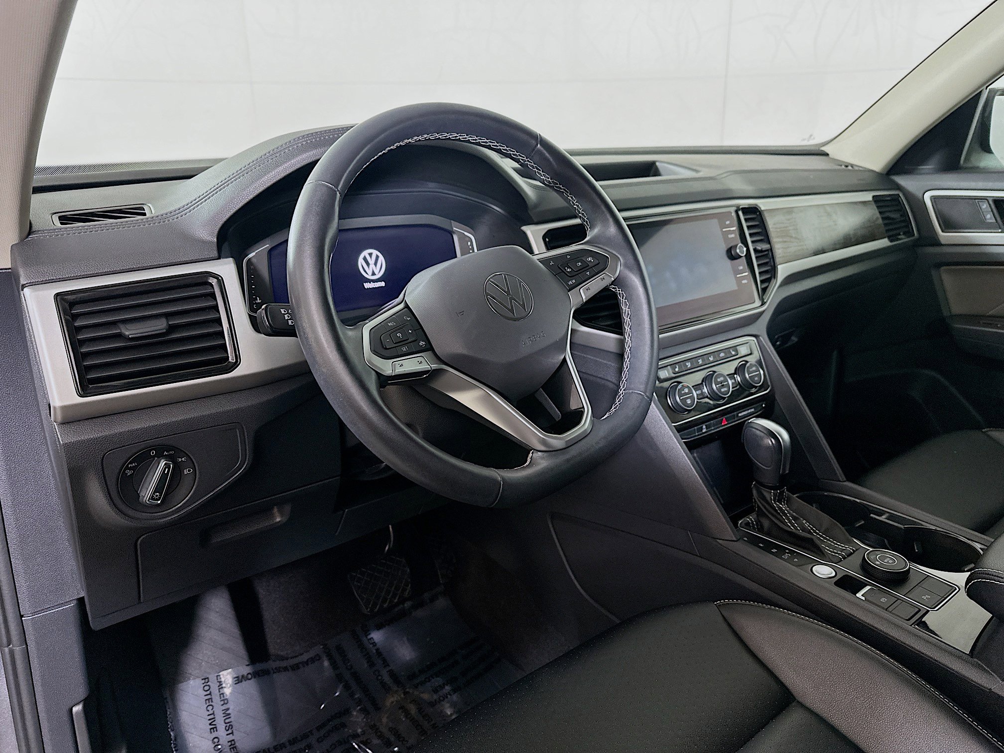 Used 2022 Volkswagen Atlas SE image 9