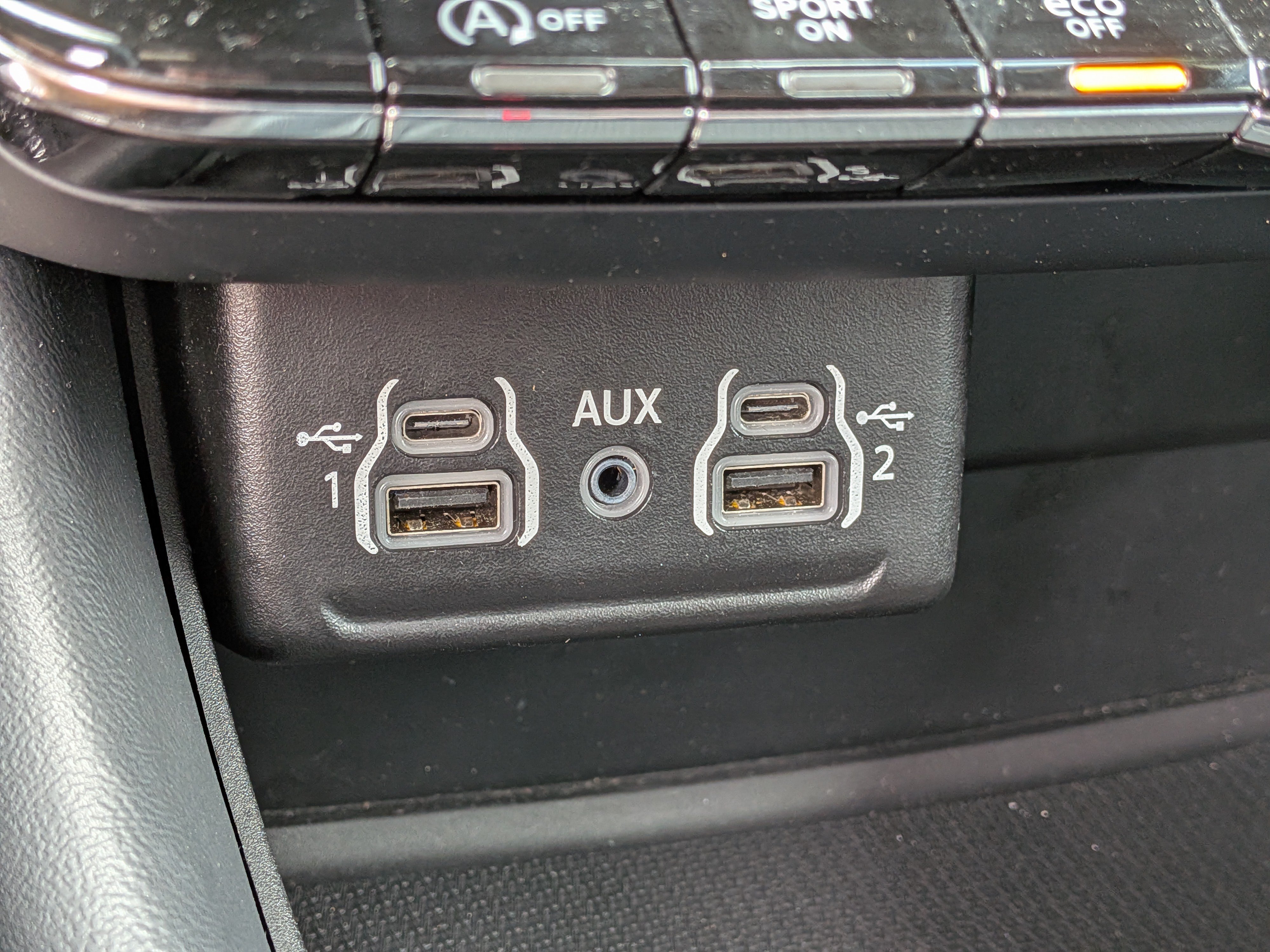 Used 2024 Dodge Durango GT RWD image 32