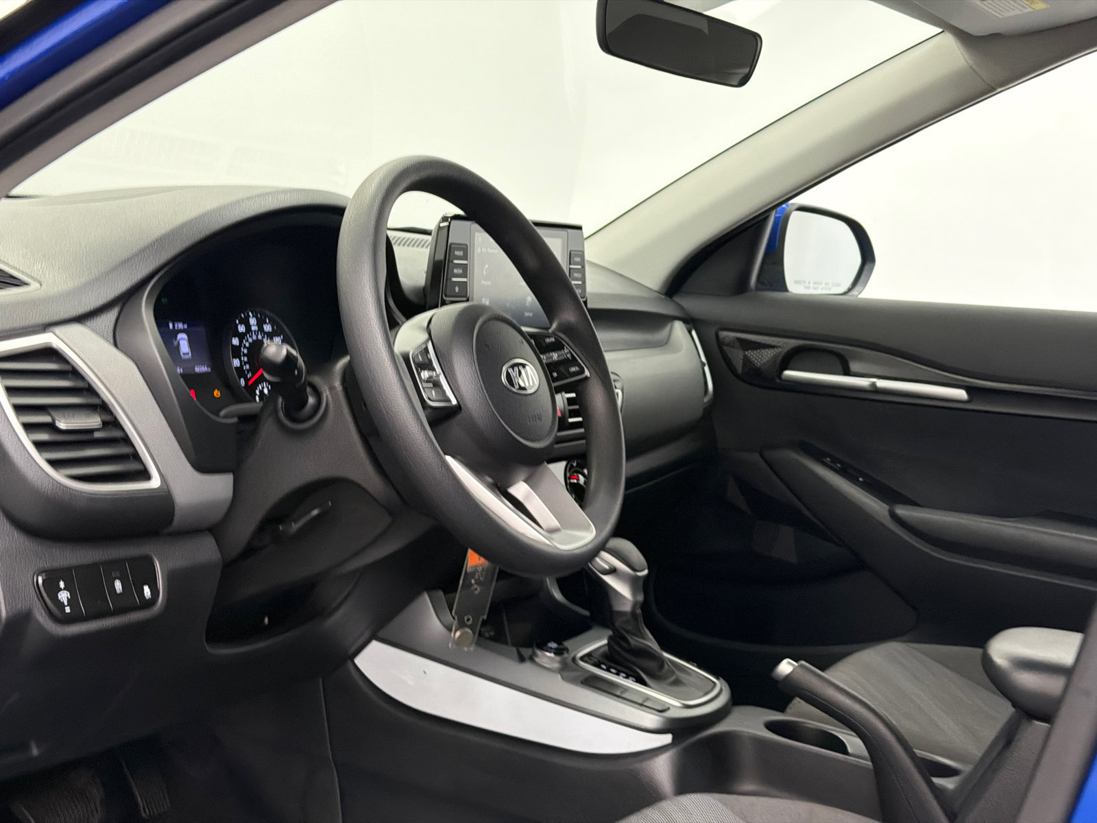 Used 2021 Kia Seltos LX AWD/4WD image 14