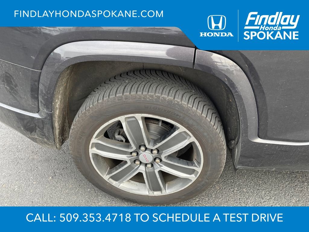 Used 2017 GMC Acadia Denali image 4