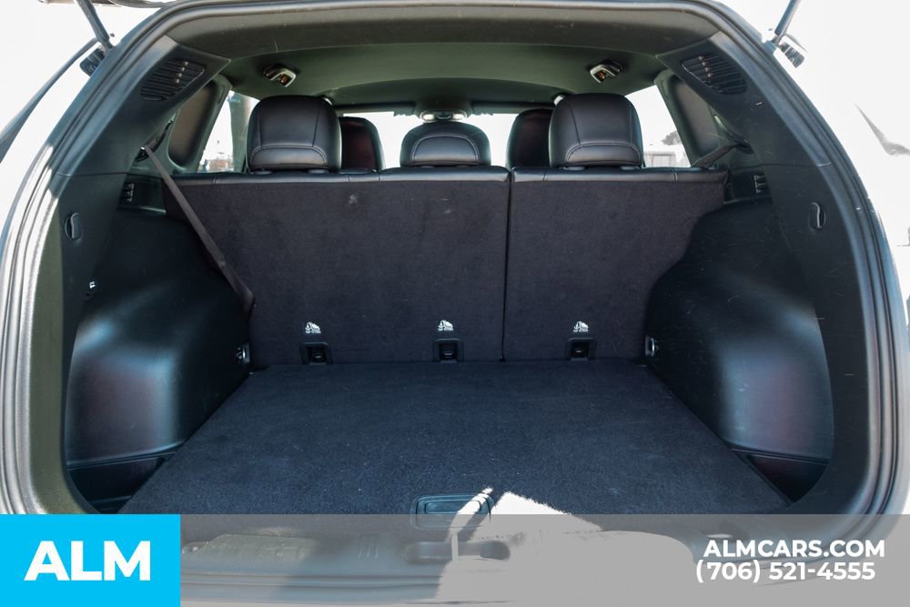 Used 2024 Jeep Compass Latitude image 16