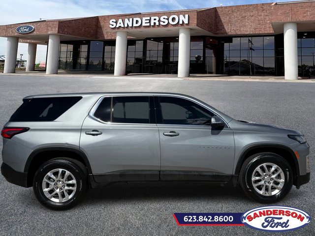 Used 2023 Chevrolet Traverse LS w/ Safety Package image 2
