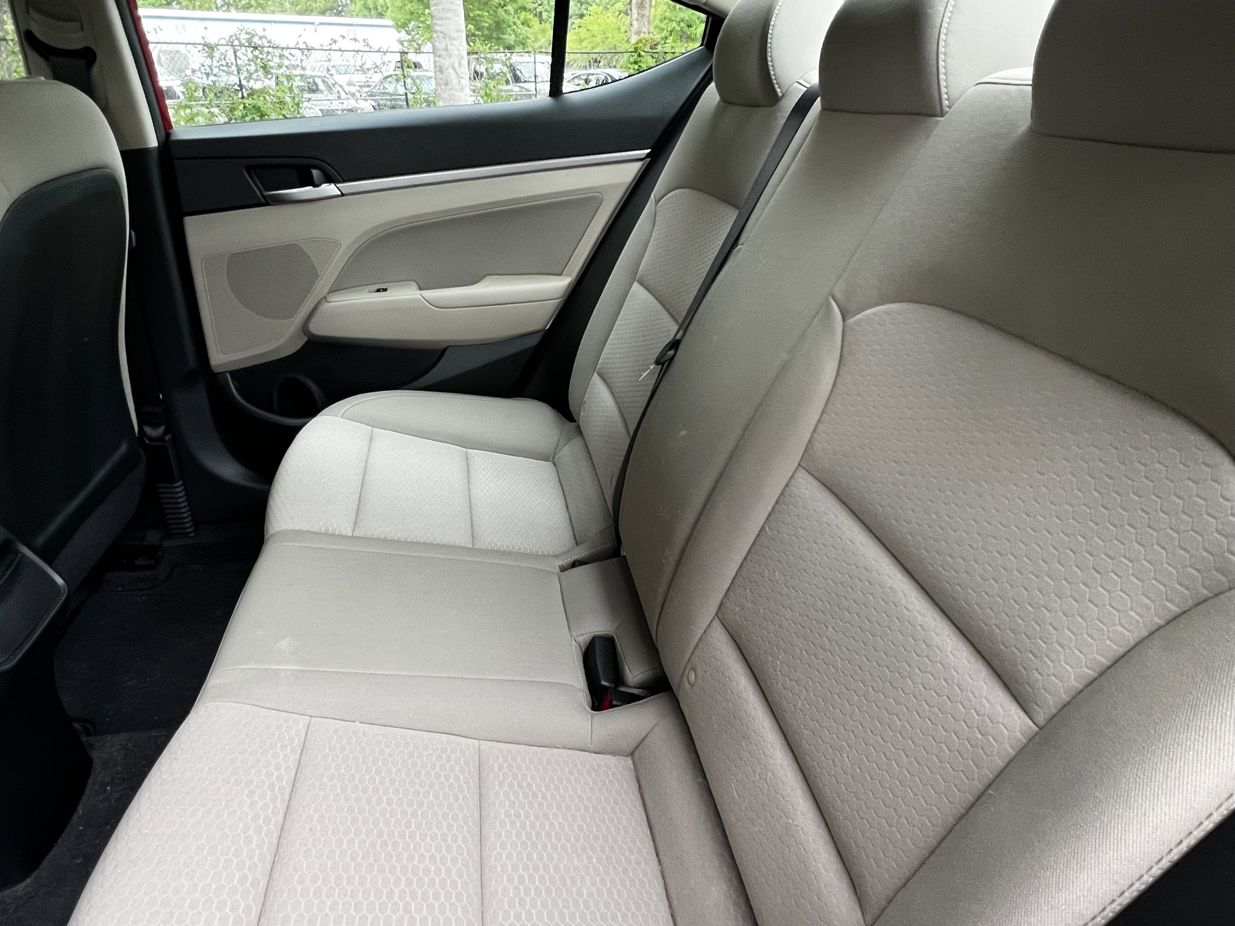 Used 2020 Hyundai Elantra Value Edition FWD image 32