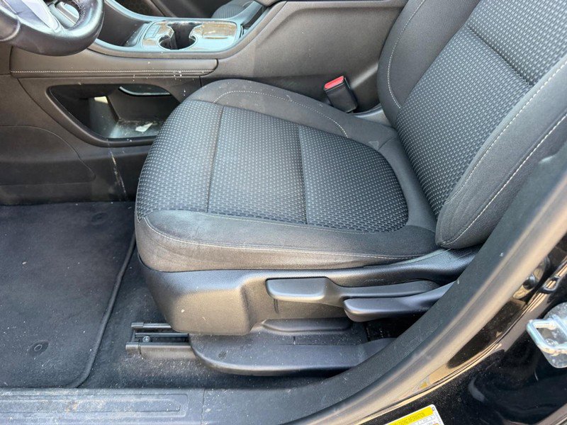 Used 2020 GMC Acadia SLE FWD image 19