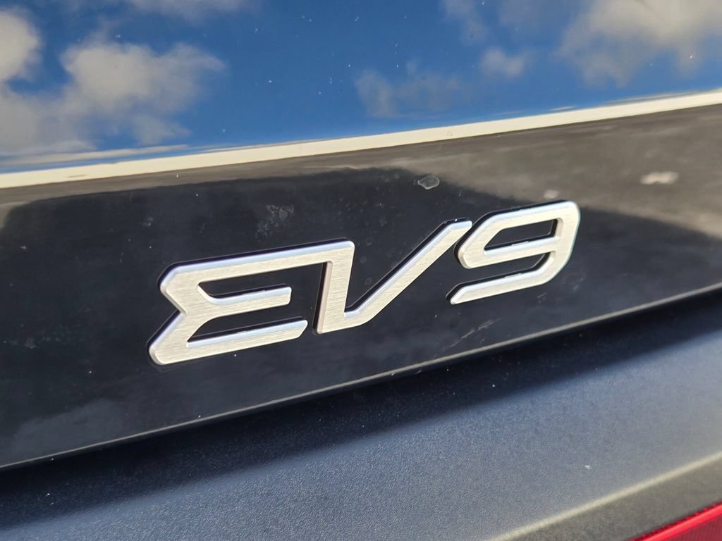 New 2026 Kia EV9 Wind AWD/4WD image 5
