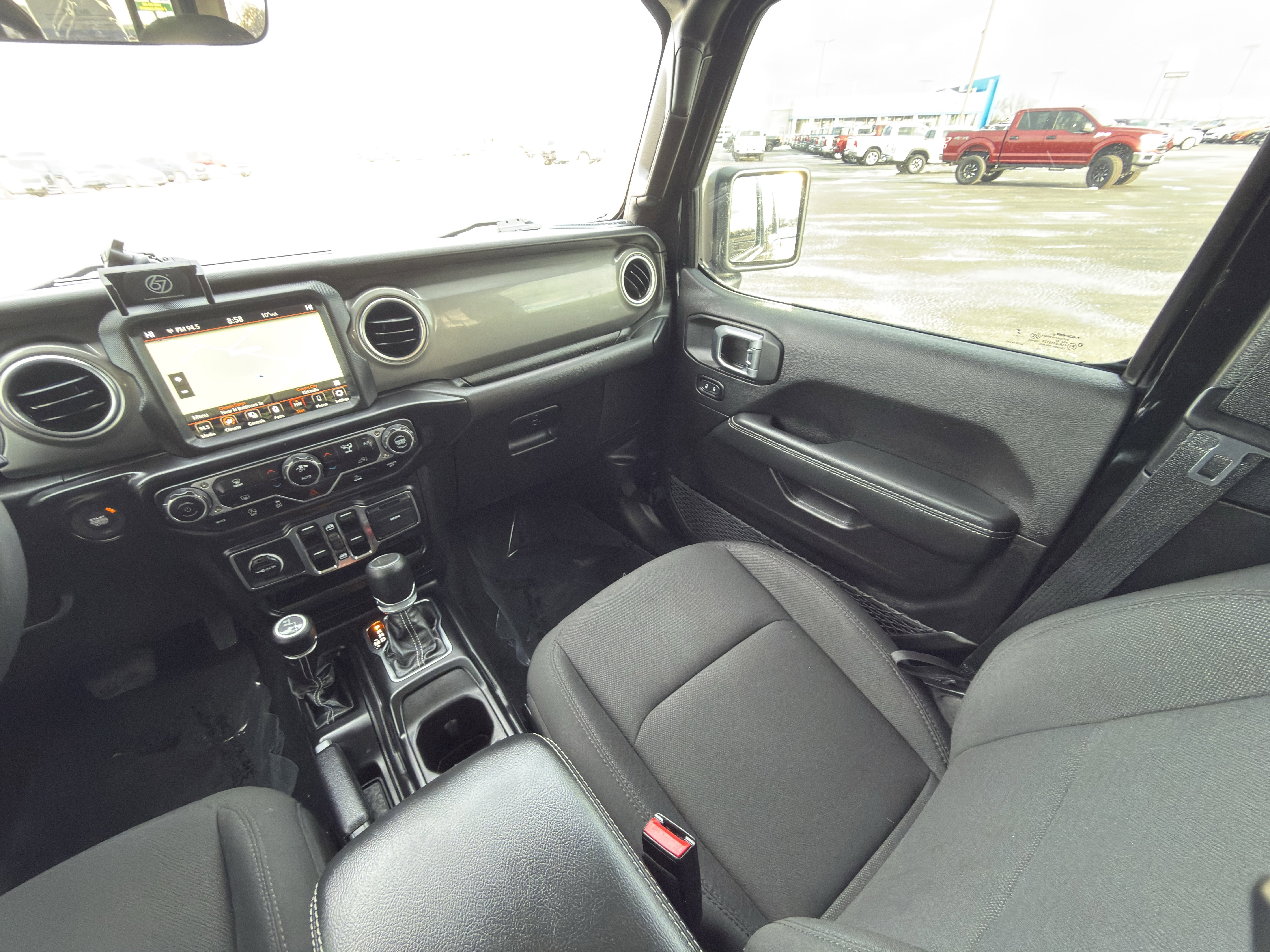 Used 2023 Jeep Wrangler Sahara image 23