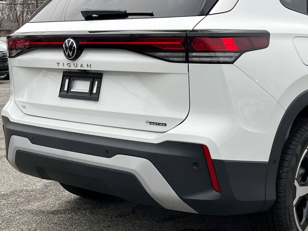 New 2026 Volkswagen Tiguan SE image 5