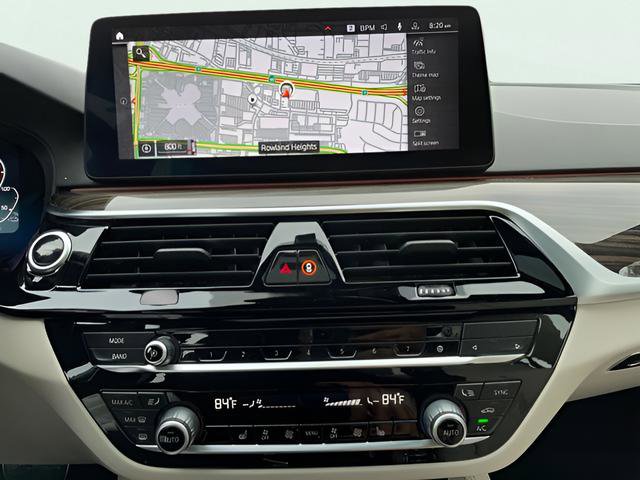 Used 2022 BMW 530e w/ M Sport Package image 15