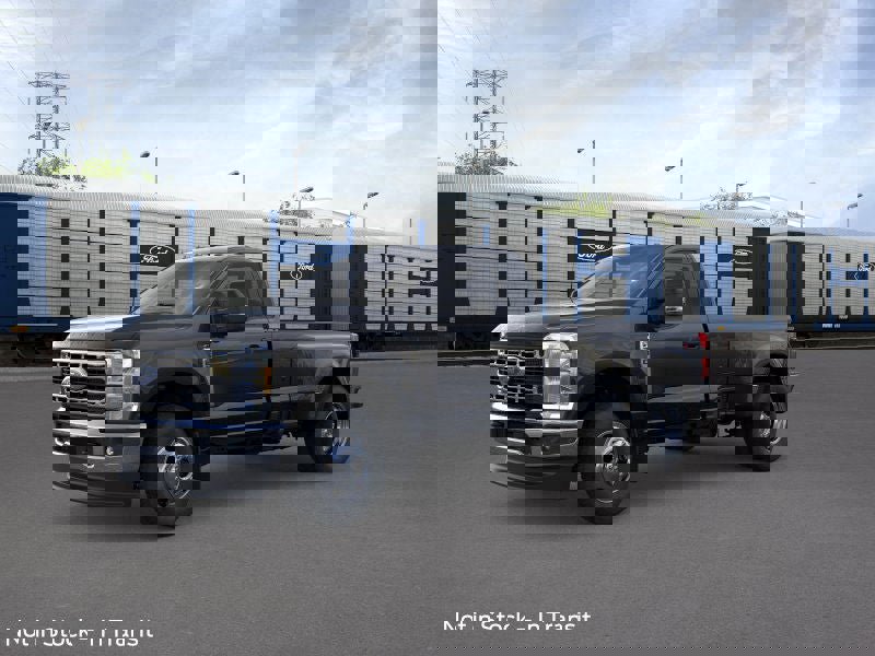New 2026 Ford F350 XLT image 1