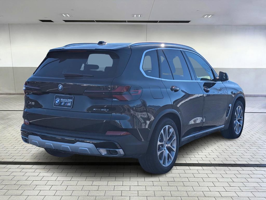 New 2026 BMW X5 xDrive50e w/ Premium Package image 5