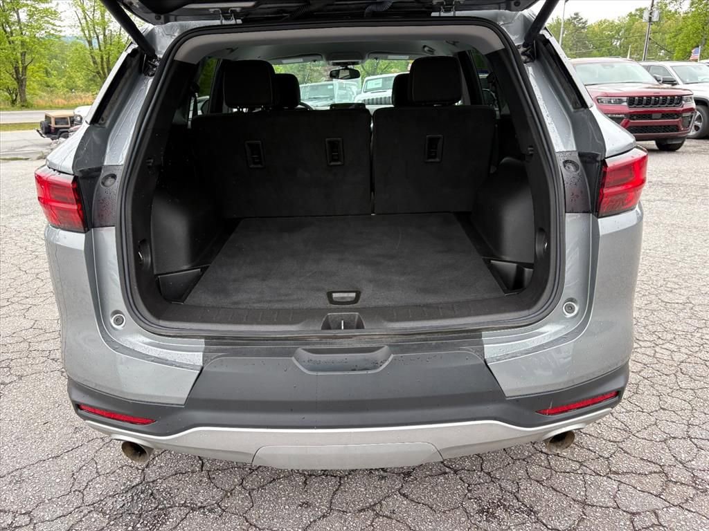 Used 2024 Chevrolet Blazer LT w/ Convenience Package FWD image 23