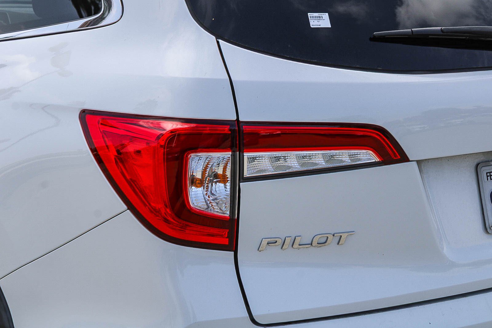 Certified 2021 Honda Pilot Special Edition image 10