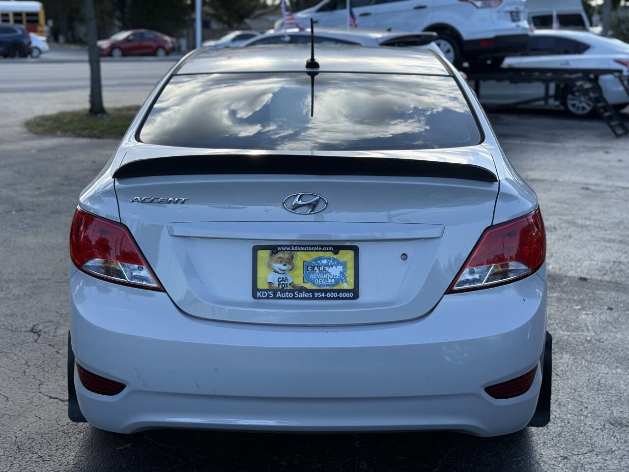 Used 2015 Hyundai Accent GLS image 7