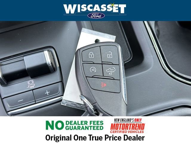 Used 2024 GMC Sierra 1500 AT4 w/ Technology Package image 12