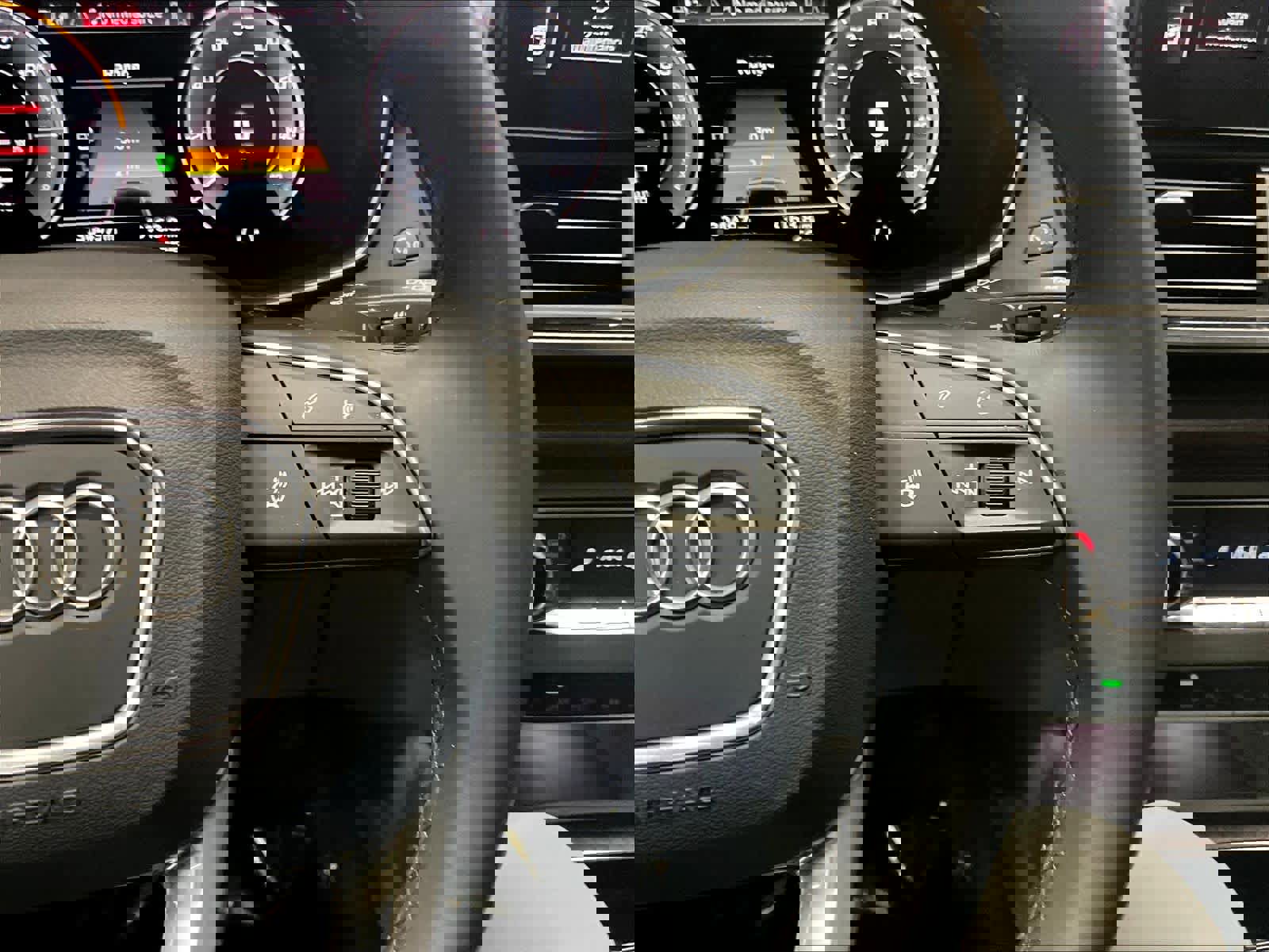 Used 2023 Audi Q5 e Prestige w/ Prestige Package image 20