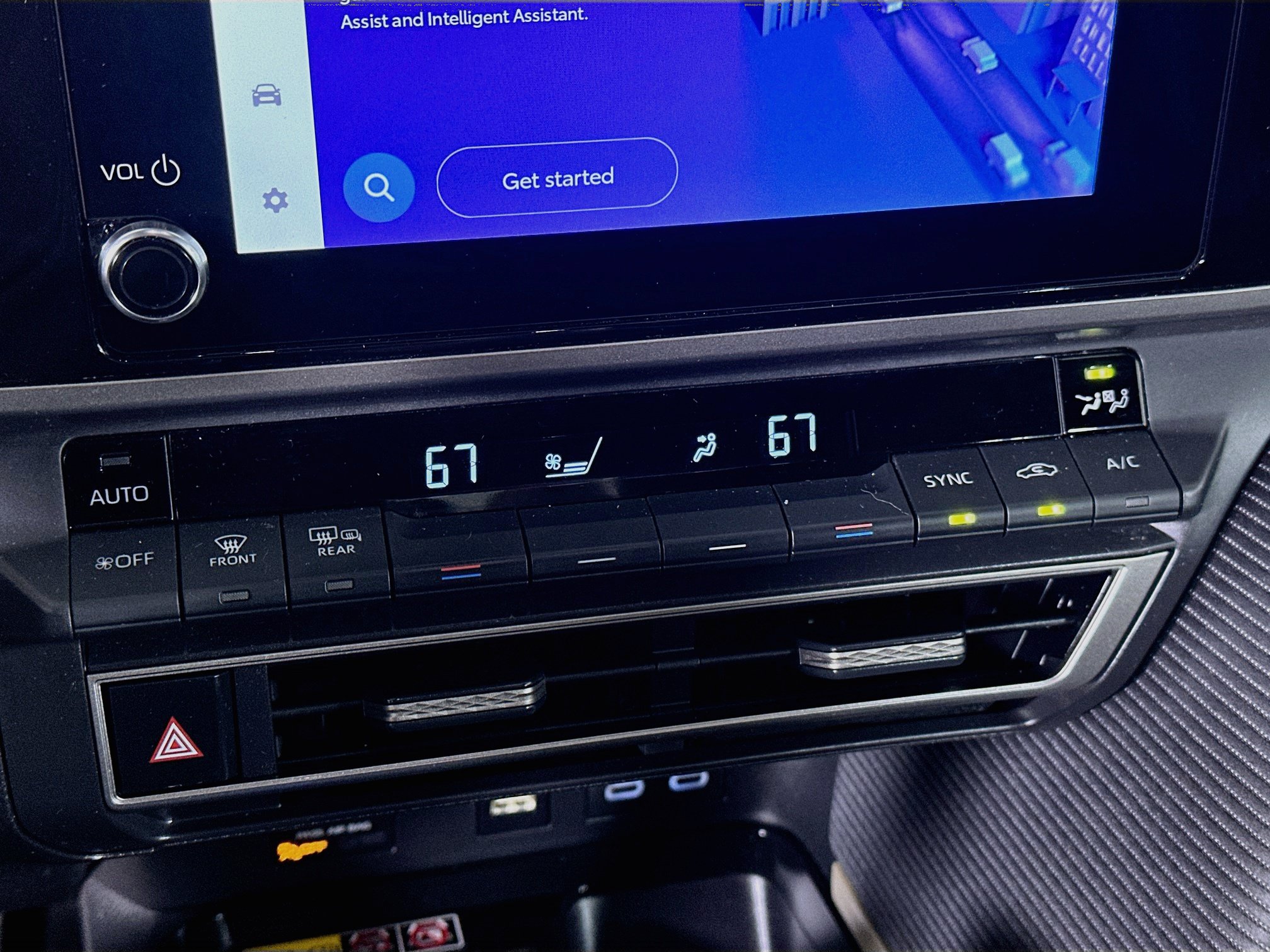 Used 2025 Toyota Camry SE FWD image 24
