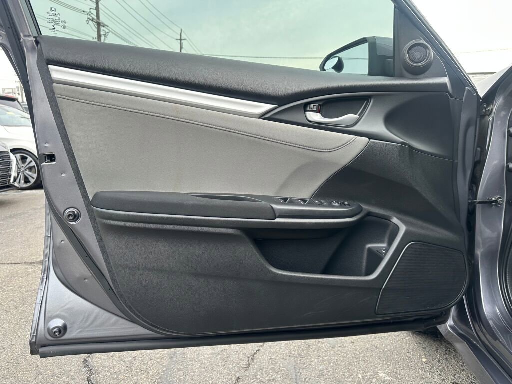 Used 2017 Honda Civic EX-T image 9