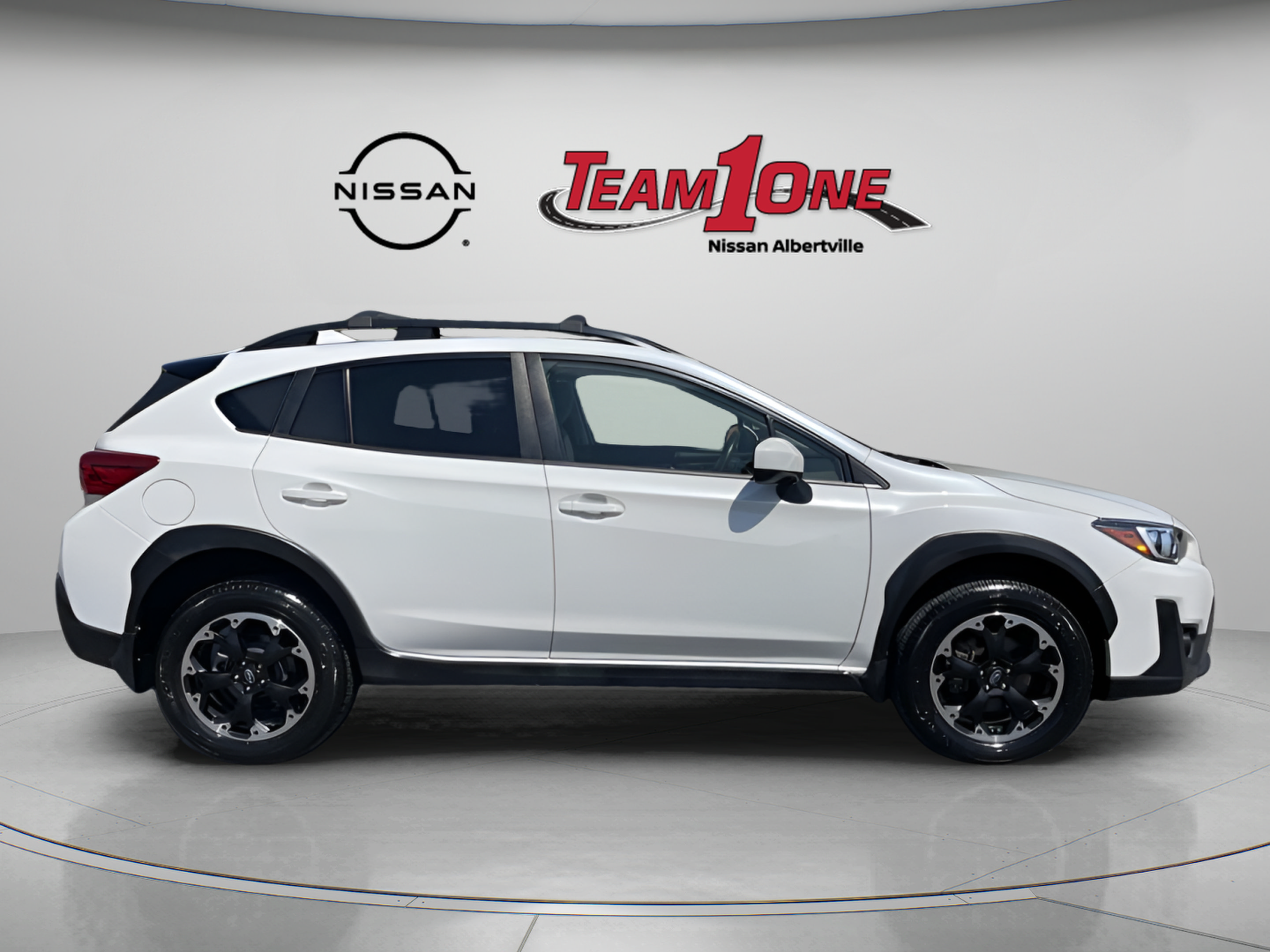 Used 2021 Subaru Crosstrek 2.0i Premium w/ Moonroof Package AWD/4WD image 9