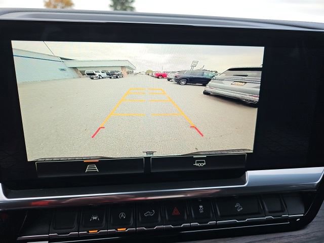 Used 2023 GMC Sierra 1500 SLT w/ SLT Premium Package image 24