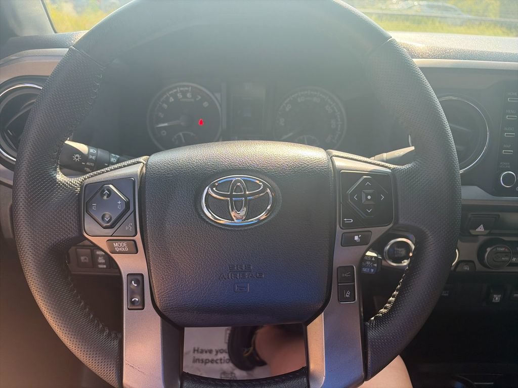 Used 2023 Toyota Tacoma TRD Off-Road AWD/4WD image 27