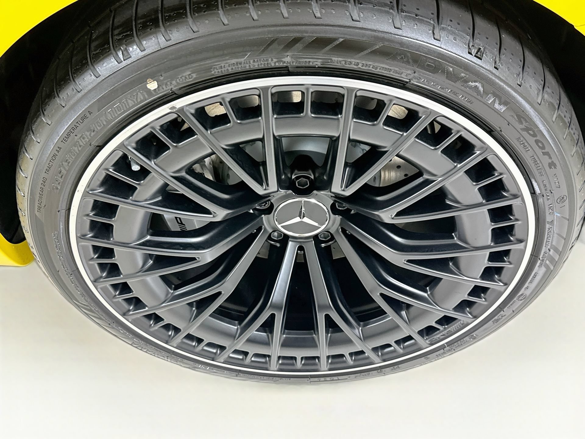 New 2027 Mercedes-Benz CLE 53 AMG 4MATIC Cabriolet image 33