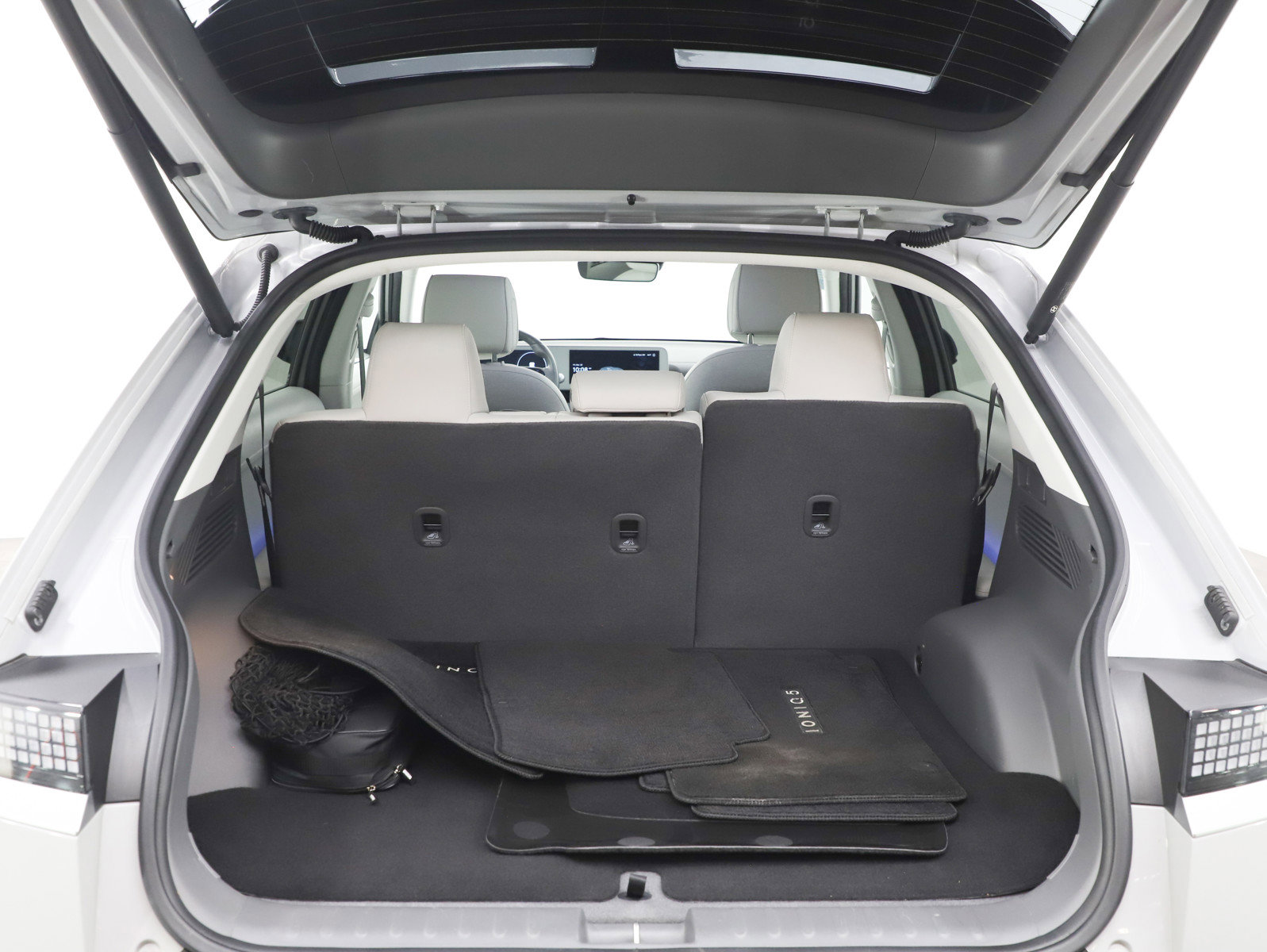 Used 2023 Hyundai Ioniq 5 SEL image 16