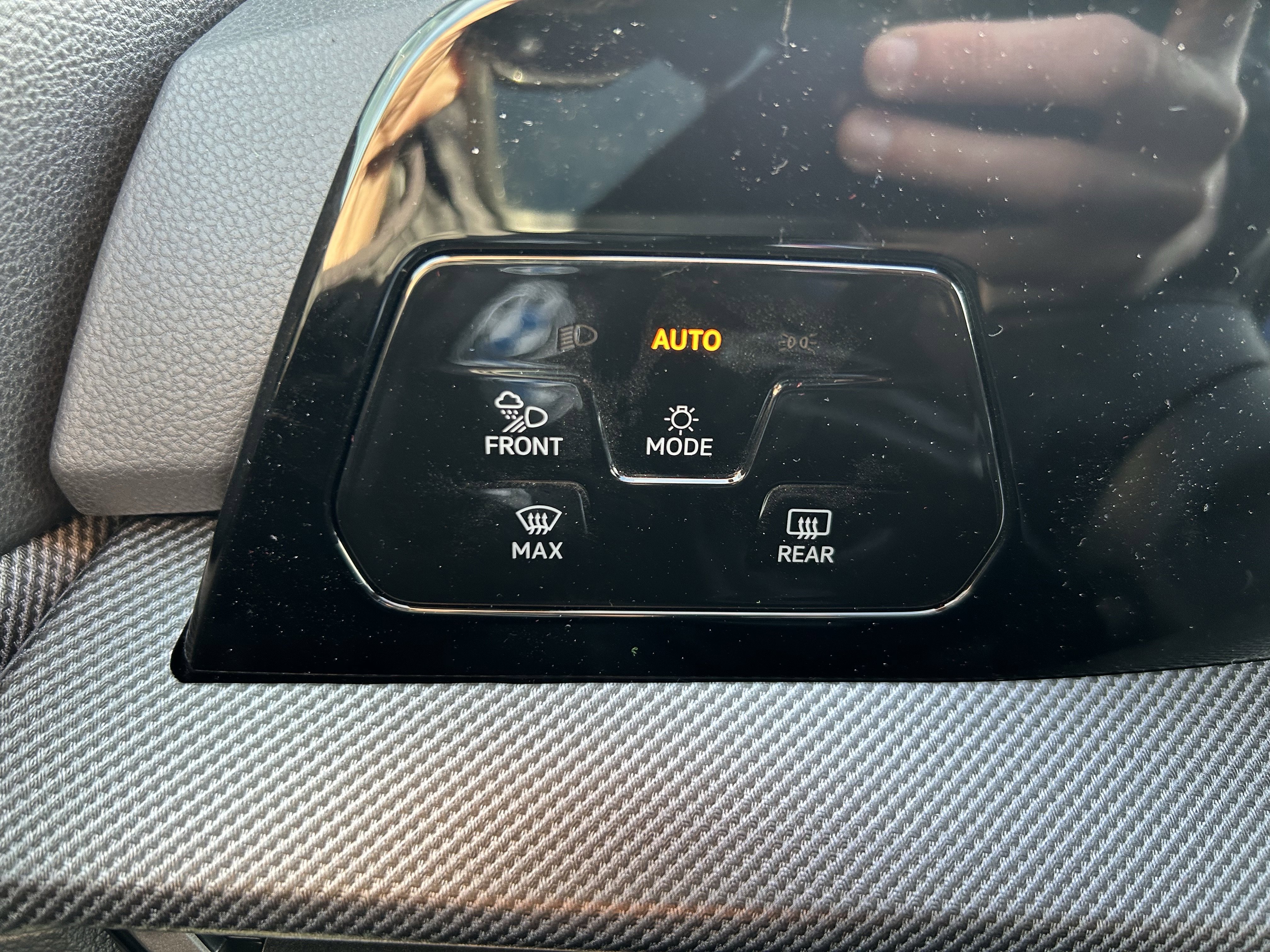 New 2026 Volkswagen Golf 2.0T image 20