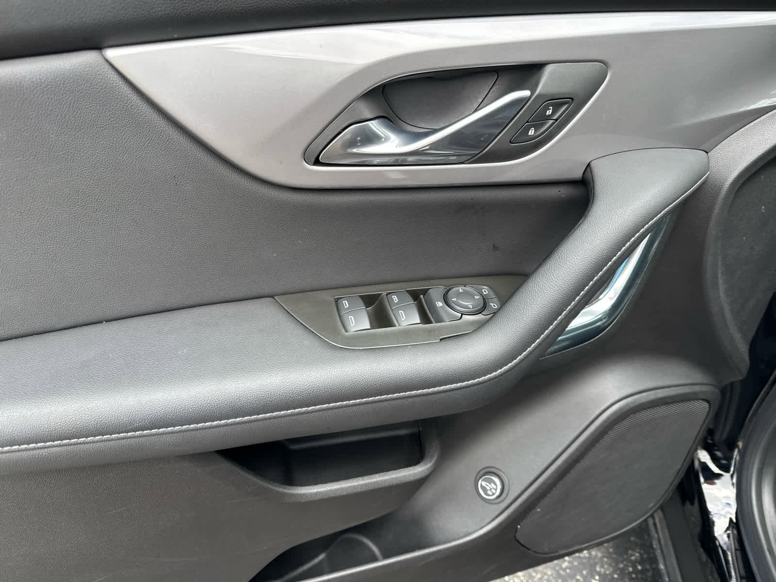 Used 2024 Chevrolet Blazer LT w/ Convenience Package image 18