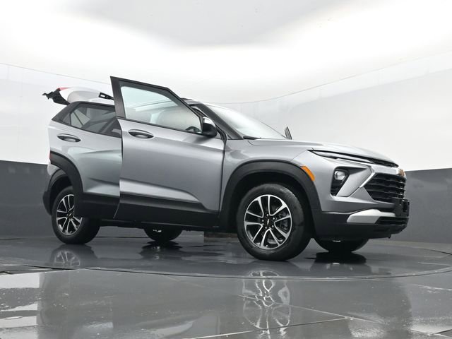 Used 2025 Chevrolet TrailBlazer LT image 31