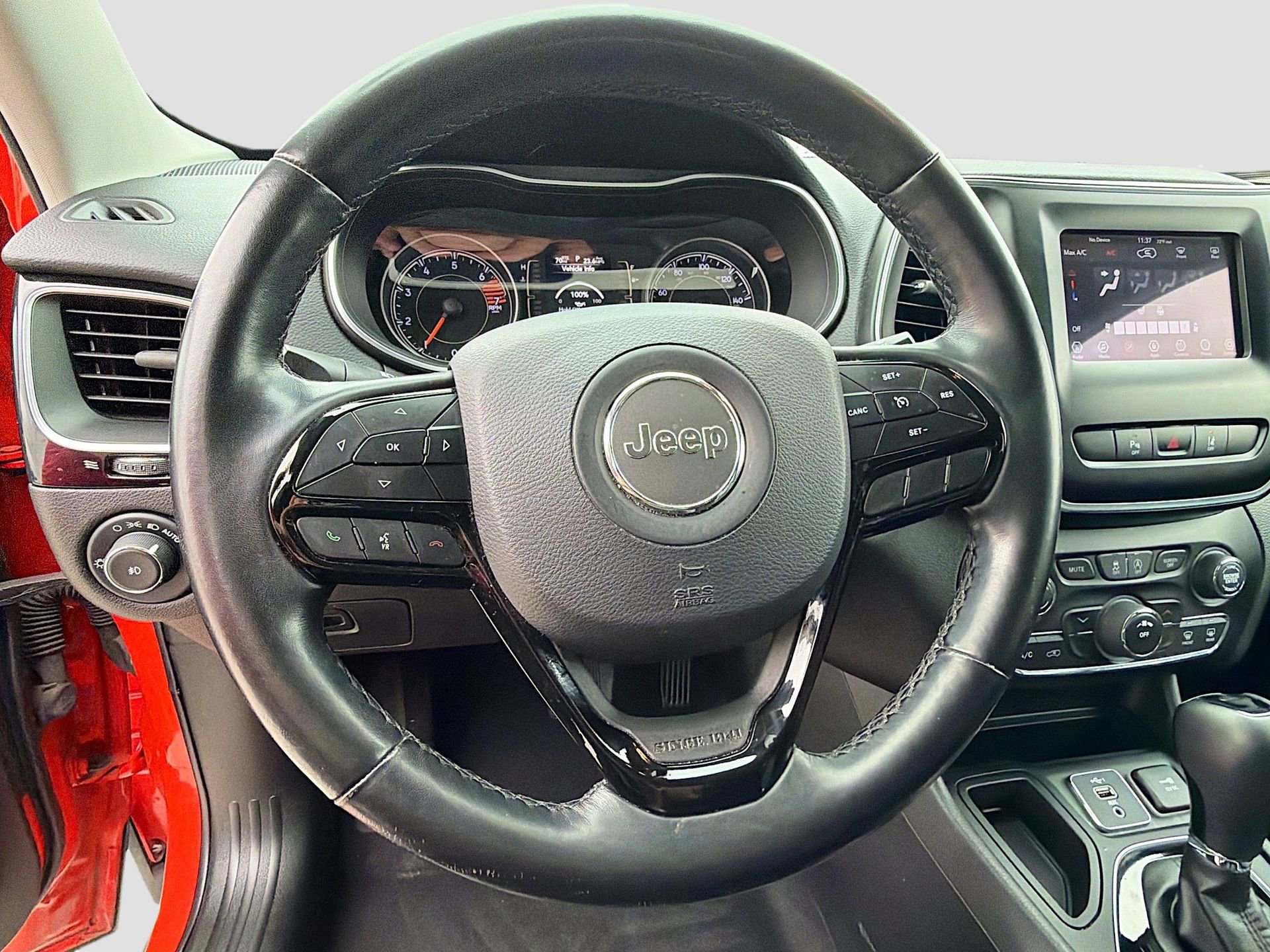 Used 2021 Jeep Cherokee Latitude Plus image 15