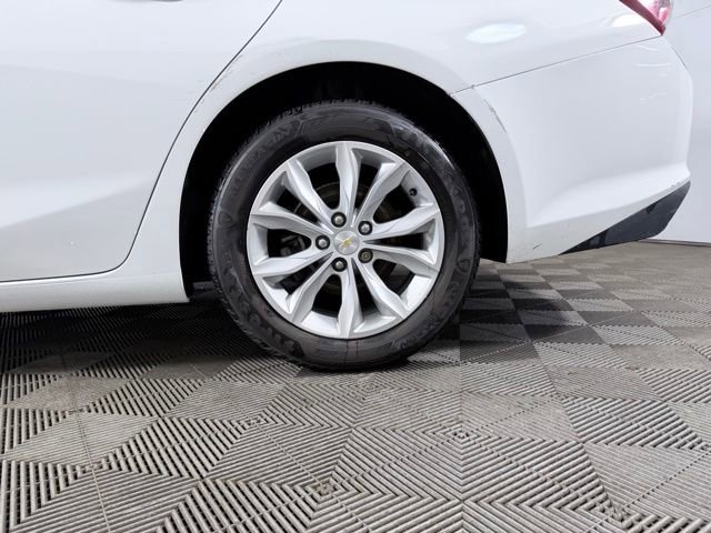 Used 2019 Chevrolet Malibu LT FWD image 12