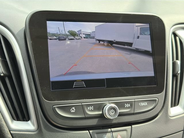 Used 2025 Chevrolet Malibu LT FWD image 24