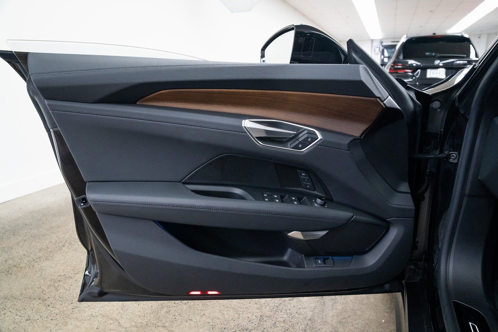 Used 2022 Audi e-tron GT Prestige w/ Prestige Package image 16