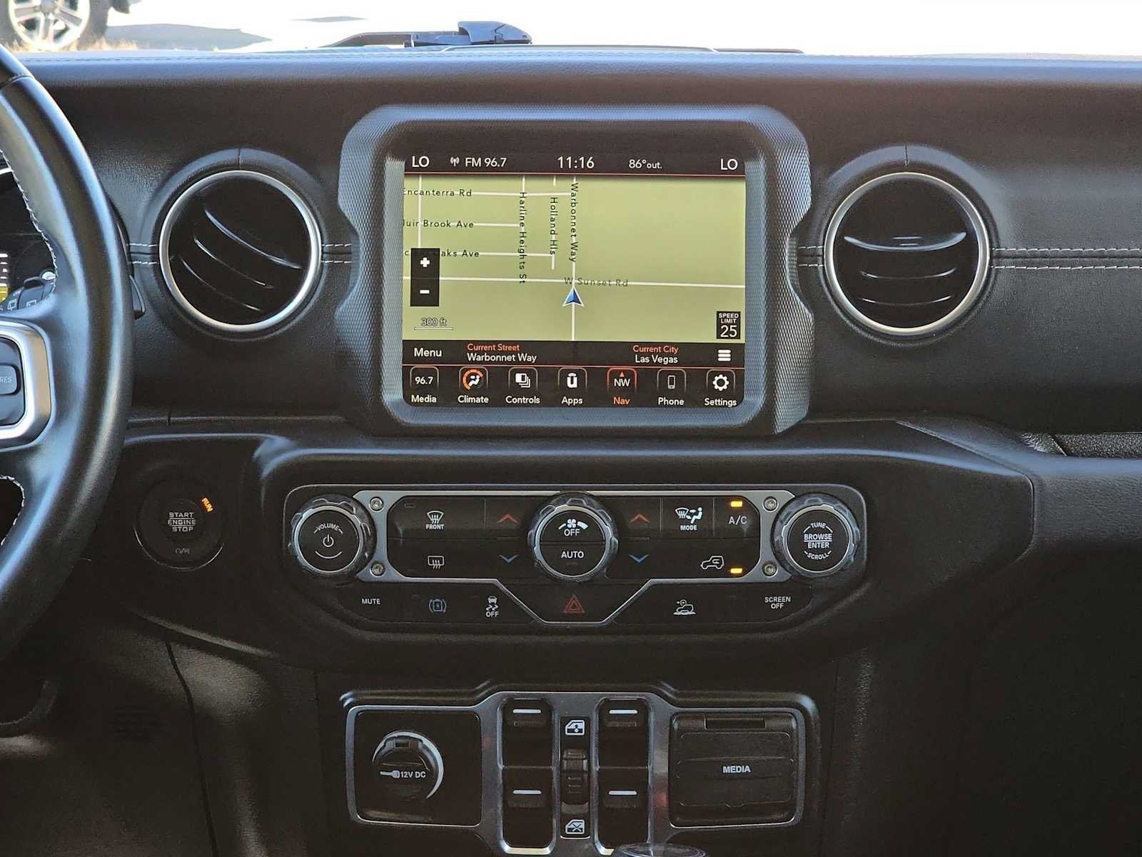 Used 2022 Jeep Wrangler Unlimited Sahara AWD/4WD image 27