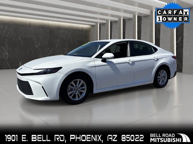 Used 2025 Toyota Camry LE FWD image 1