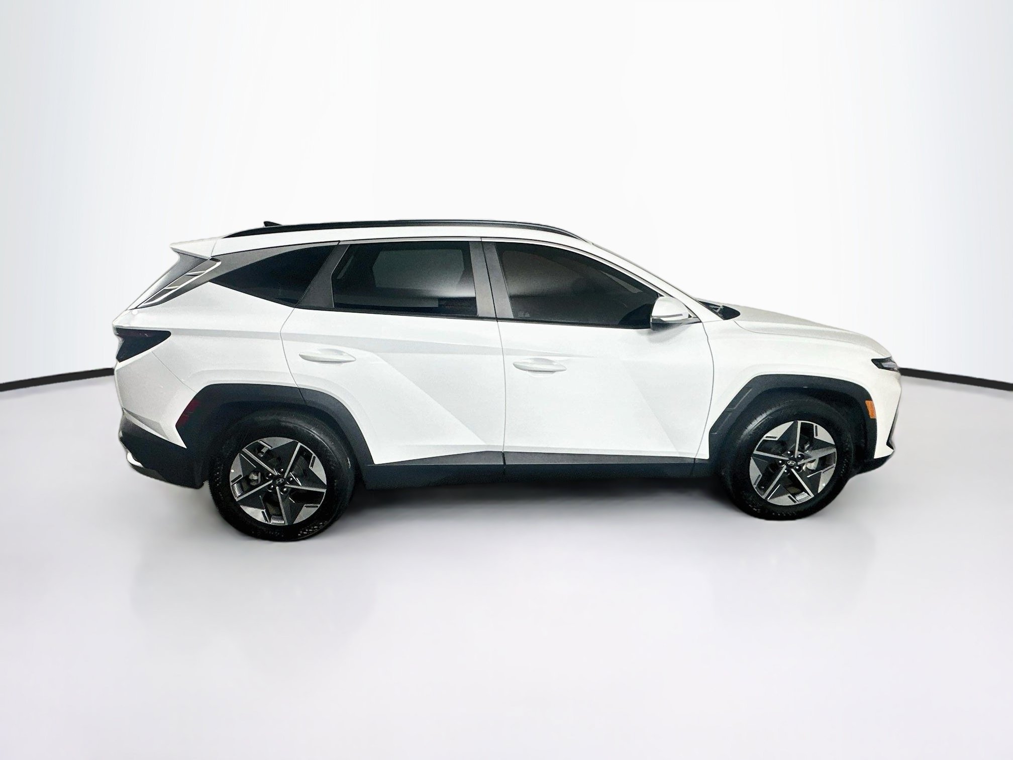 Used 2025 Hyundai Tucson SEL FWD image 10
