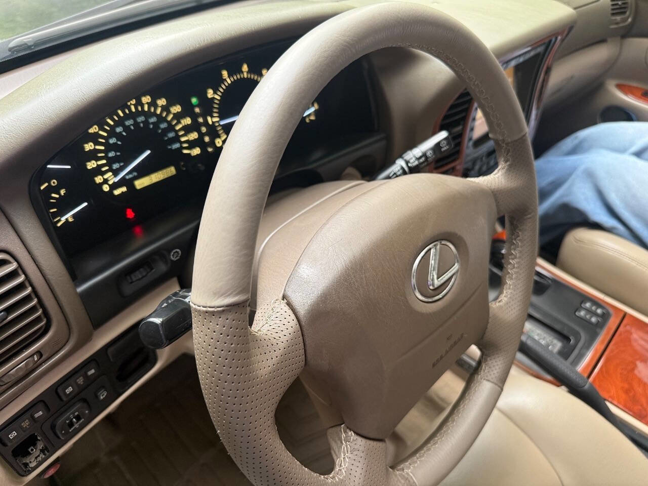 Used 2002 Lexus LX 470 4WD image 88