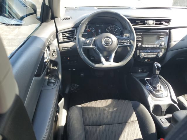 Used 2017 Nissan Rogue SV w/ Midnight Edition AWD/4WD image 11