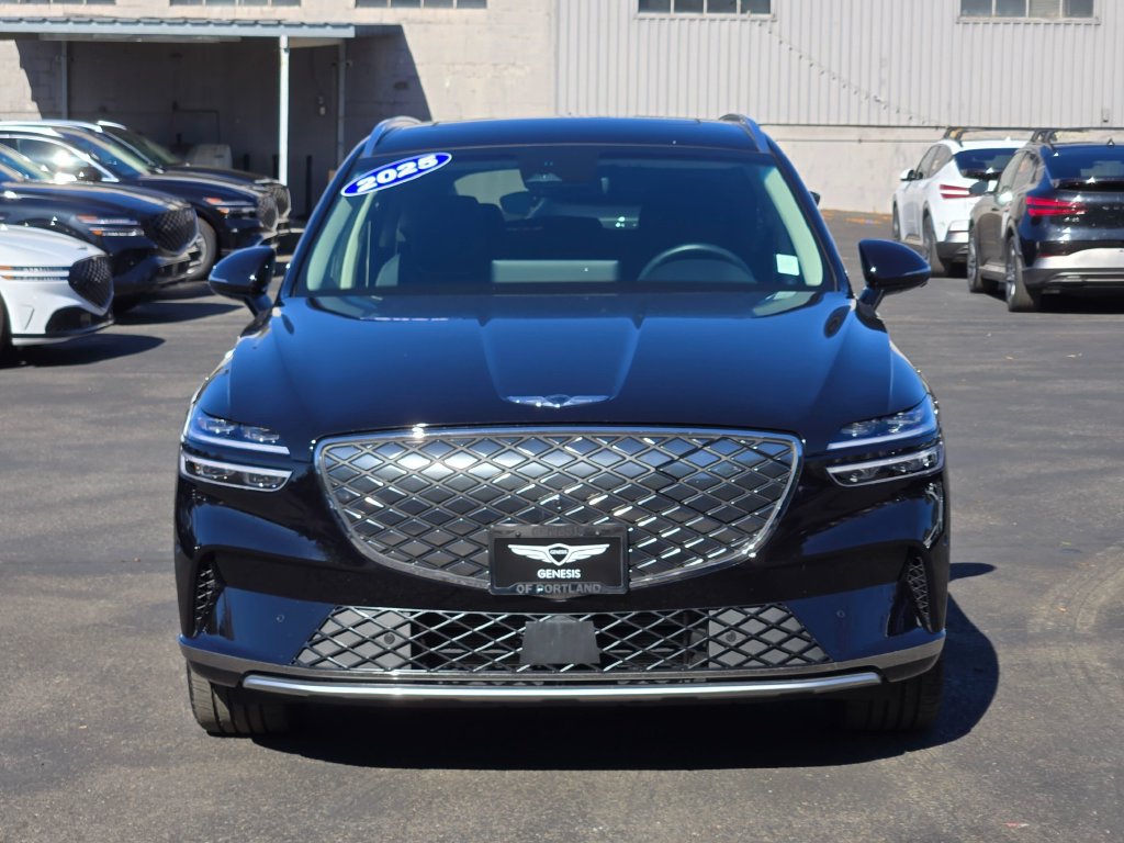 Used 2025 Genesis Electrified GV70 AWD/4WD image 9