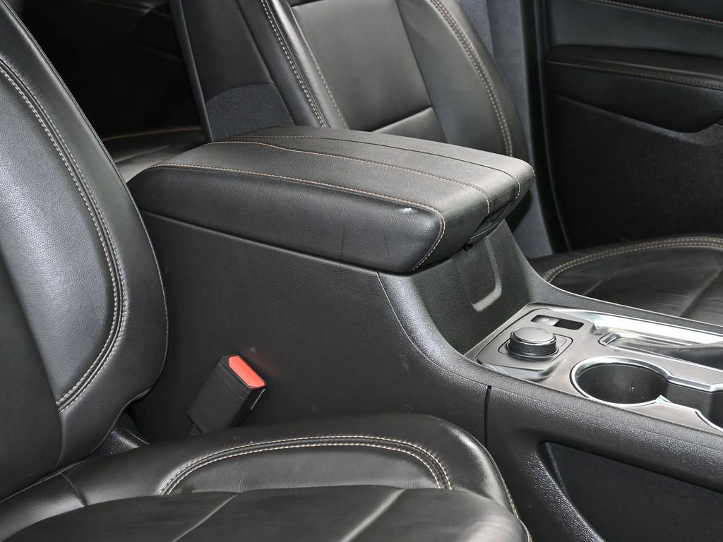 Used 2020 Chevrolet Traverse LT w/ LT Premium Package image 55