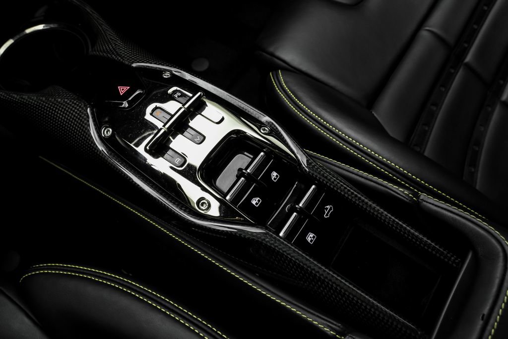 Used 2022 Ferrari SF90 Spider AWD/4WD image 24
